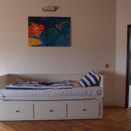 Orli Hnizdo At Chateau Novak Křivoklát Eksteriør billede