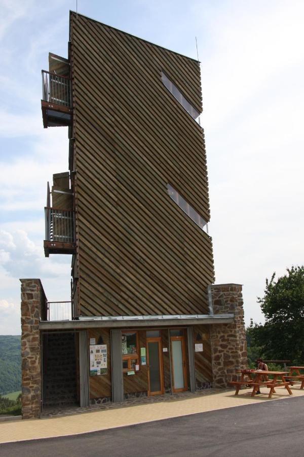 Orli Hnizdo At Chateau Novak Křivoklát Eksteriør billede